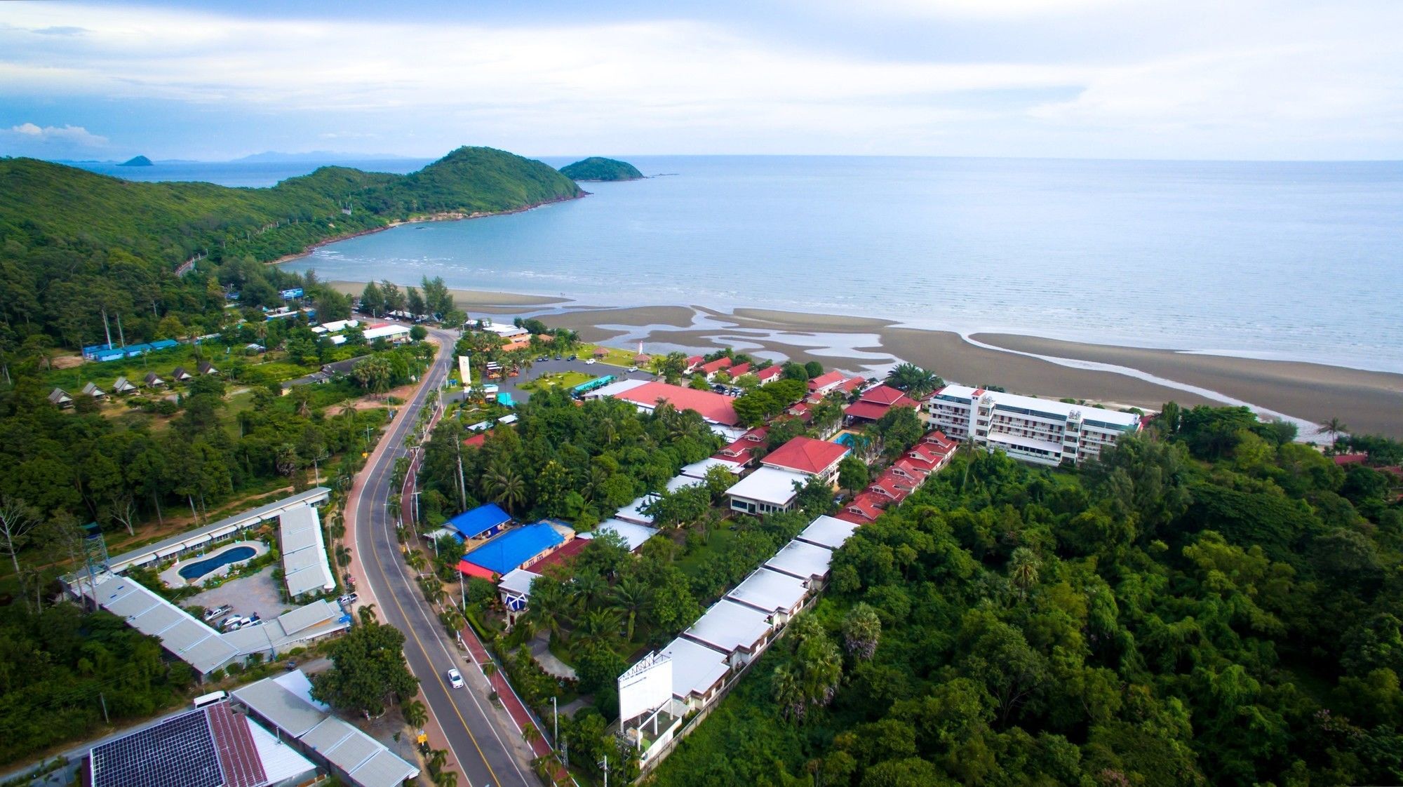 New Travel Beach Hotel&Resort Chao Lao Beach Exterior foto