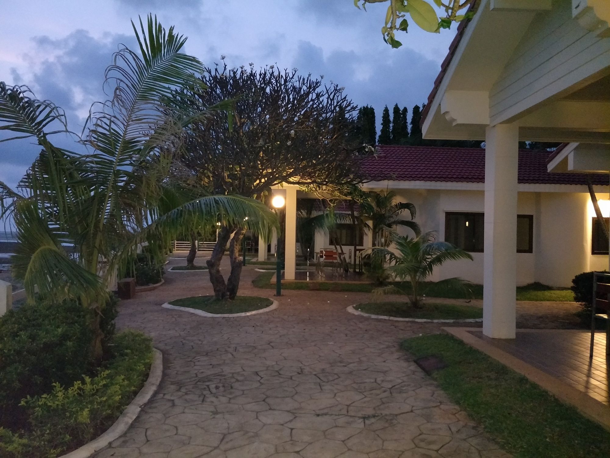 New Travel Beach Hotel&Resort Chao Lao Beach Exterior foto
